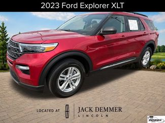 Used 2023 Ford Explorer XLT w/ Equipment Group 202A AWD/4WD 360° Tour