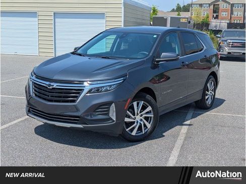 Used 2023 Chevrolet Equinox LT image 1