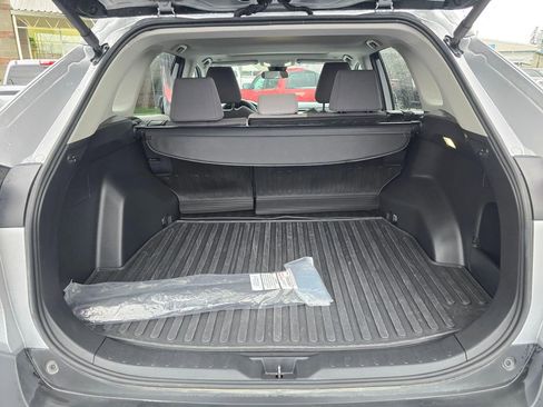 Used 2025 Toyota RAV4 XLE w/ Convenience Package image 6
