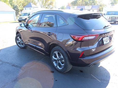 Used 2023 Ford Escape ST-Line w/ Tech Pack #1 image 2