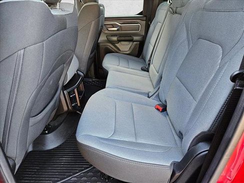 Used 2021 RAM 1500 Big Horn RWD image 17