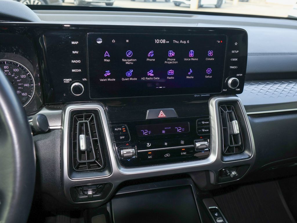 Used 2022 Kia Sorento S FWD image 19