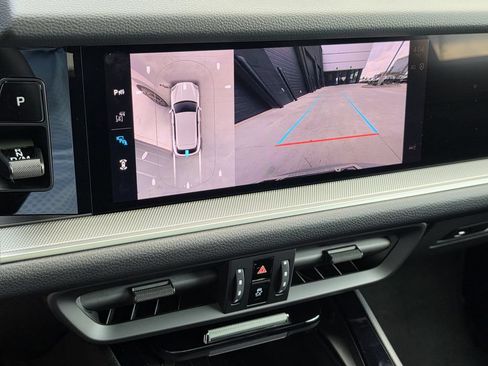 Certified 2026 Porsche Cayenne E-Hybrid AWD/4WD image 22