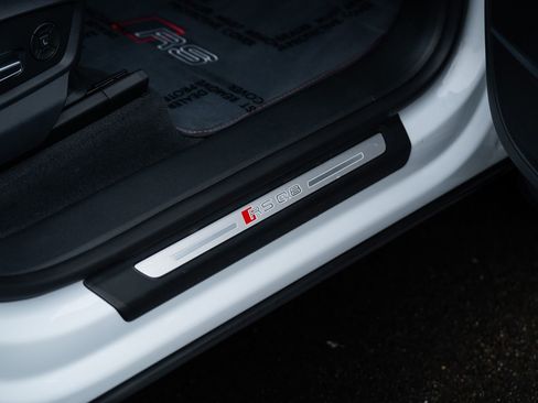 Used 2022 Audi RS Q8 image 17