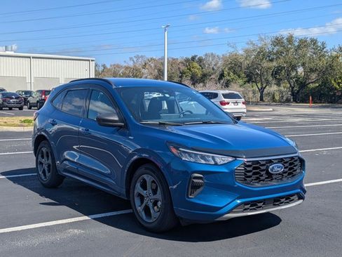 Used 2023 Ford Escape ST-Line w/ Tech Pack #1 image 3