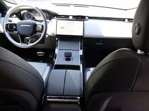 Used 2026 Land Rover Range Rover Velar Dynamic SE AWD/4WD image 15