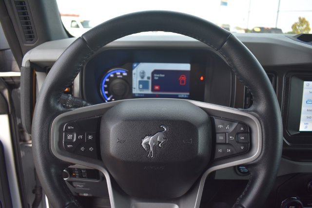Used 2023 Ford Bronco Badlands w/ Sasquatch Package AWD/4WD image 31