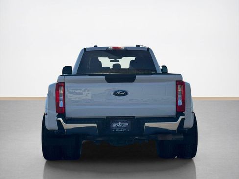 Used 2025 Ford F350 XLT image 7