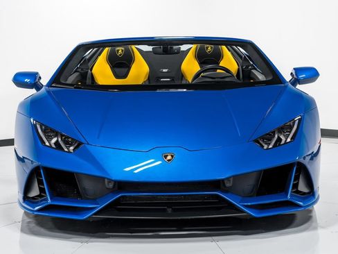 Used 2023 Lamborghini Huracan EVO AWD/4WD image 8