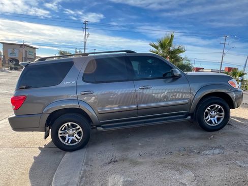 Used 2006 Toyota Sequoia Limited image 6