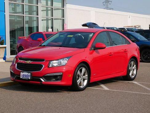 Used 2015 Chevrolet Cruze LT w/ RS Package FWD image 2