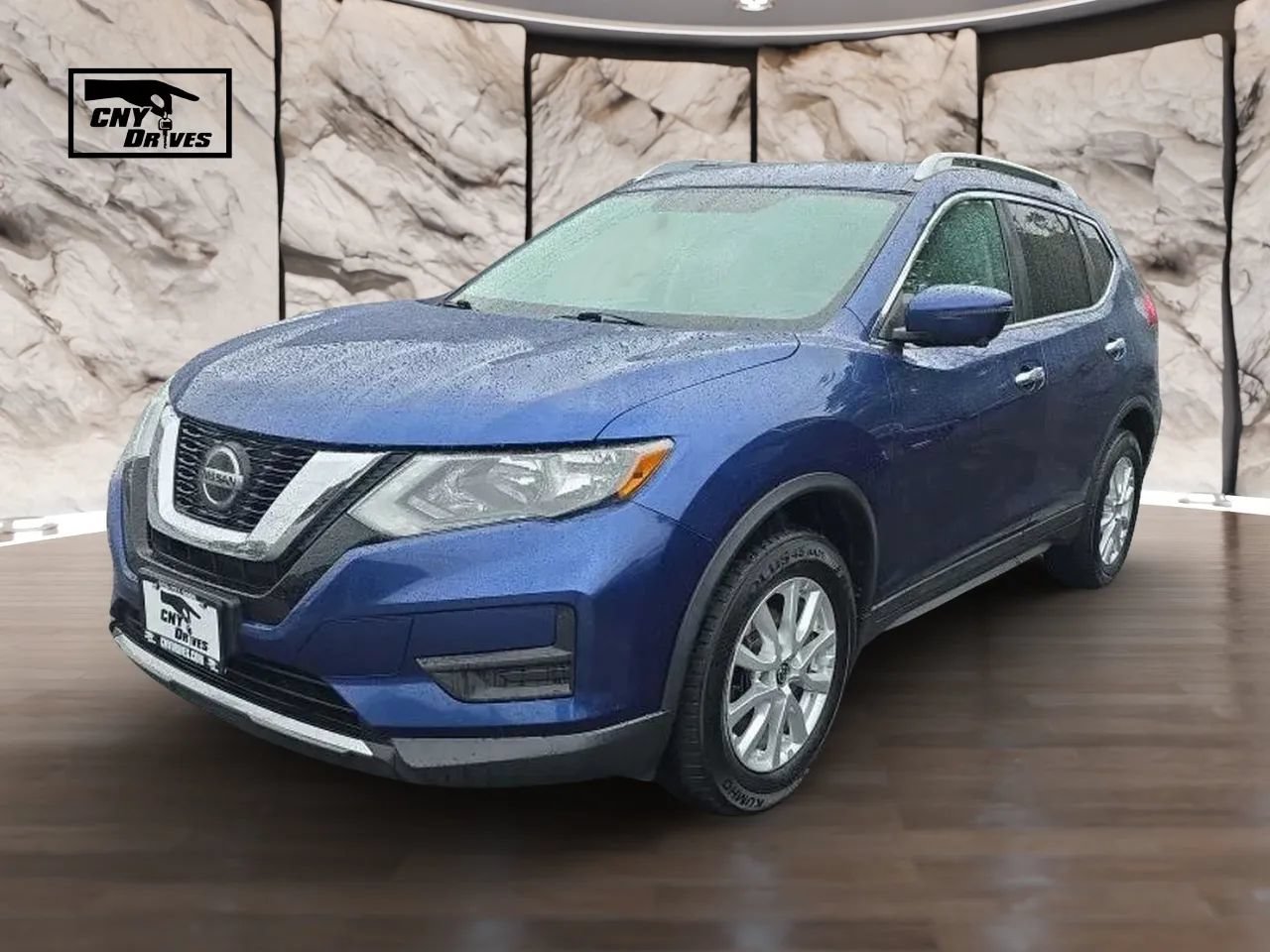 Used 2018 Nissan Rogue SV w/ Premium Package AWD/4WD image 1