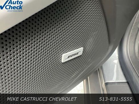 Used 2021 Chevrolet Camaro LT w/ RS Package RWD image 9