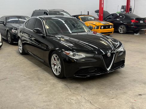 Used 2018 Alfa Romeo Giulia Ti RWD image 7