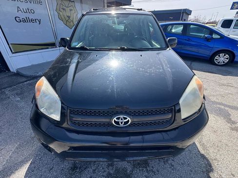 Used 2005 Toyota RAV4 4WD image 10