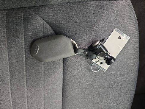 Certified 2025 Kia K4 EX image 37