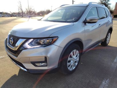 Used 2018 Nissan Rogue SV