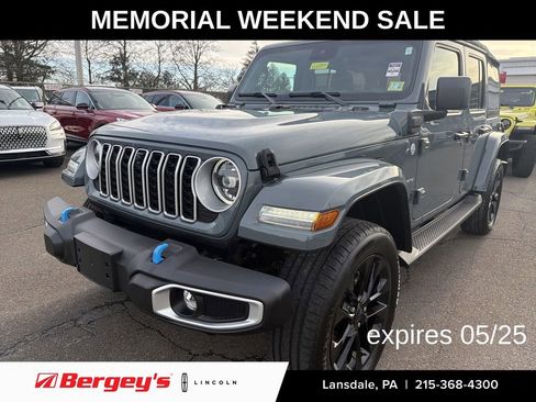 Used 2024 Jeep Wrangler Unlimited Sahara w/ Technology Group AWD/4WD image 1