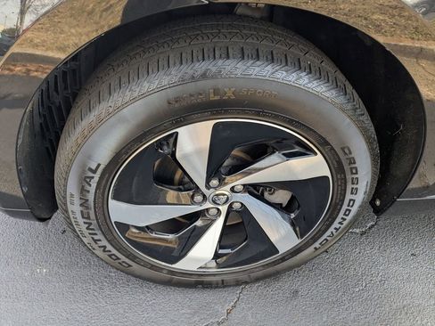 Used 2024 Jaguar F-PACE R-Dynamic S image 37