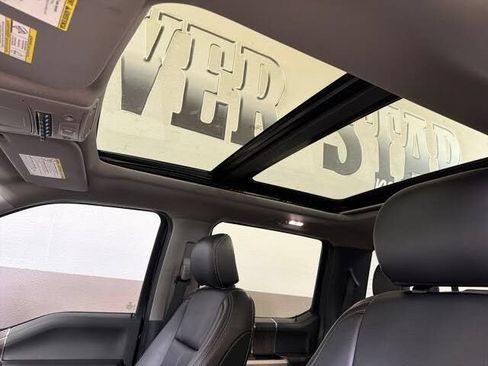 Used 2020 Ford F350 Lariat w/ Lariat Ultimate Package AWD/4WD image 24