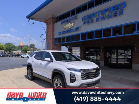 Used 2026 Chevrolet Equinox LT FWD image 1