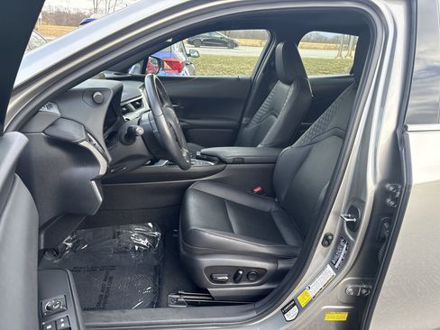 Used 2020 Lexus UX 250h w/ Premium Package image 16