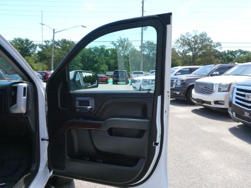 Used 2019 GMC Sierra 1500 SLE w/ SLE Value Package RWD image 22