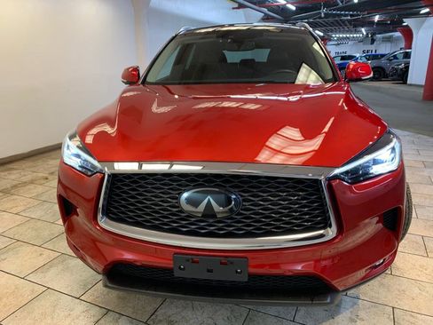 Used 2021 INFINITI QX50 Sensory image 3