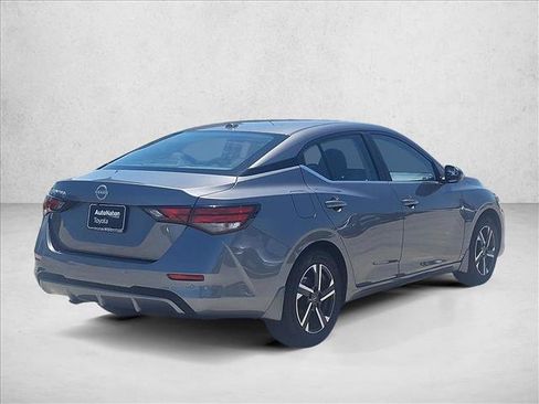 Used 2025 Nissan Sentra SV w/ All-Weather Package FWD image 5