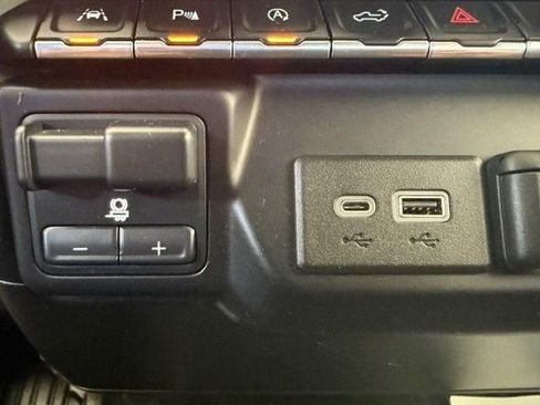 Used 2020 Chevrolet Silverado 1500 LT w/ Convenience Package image 41