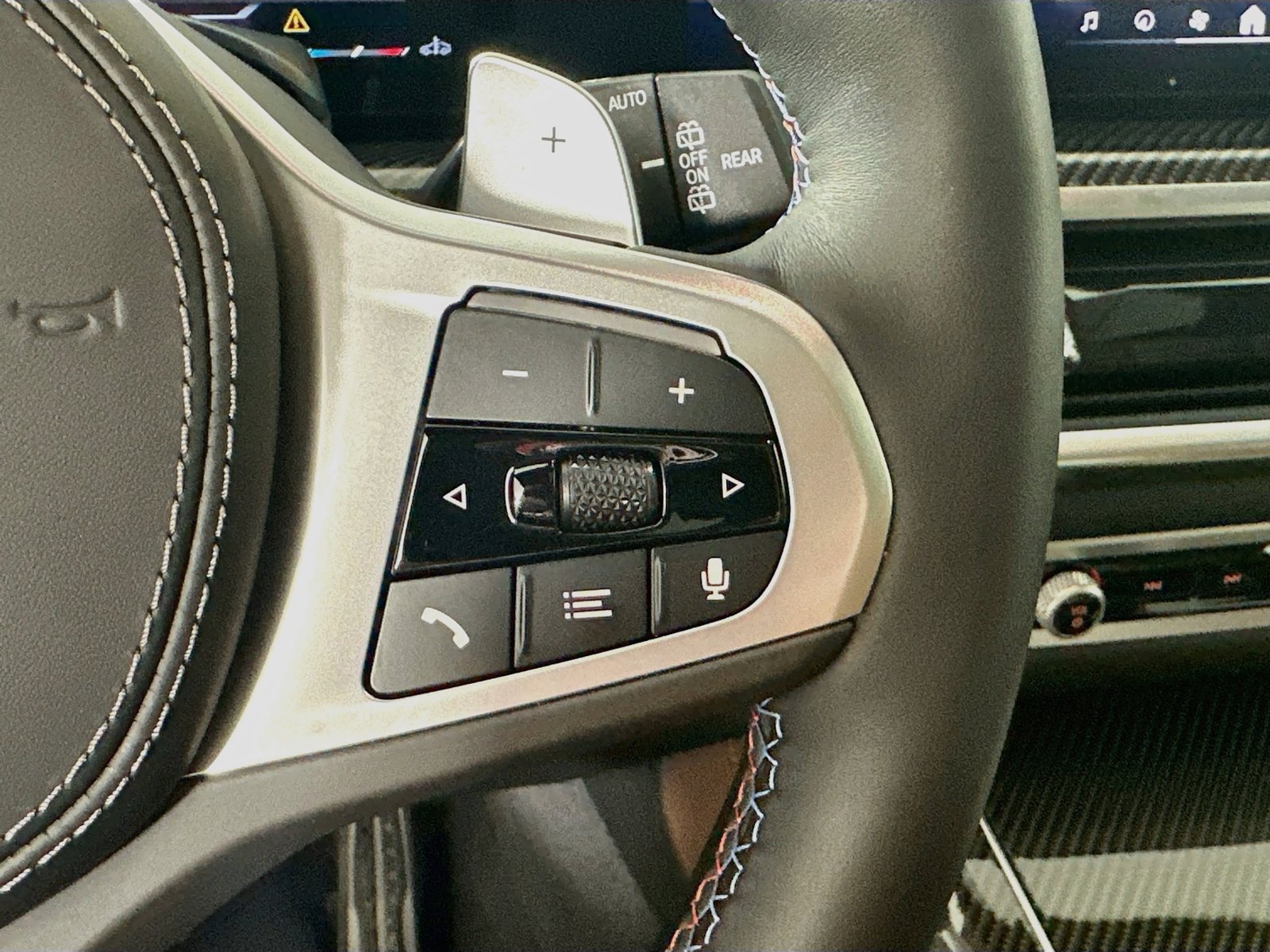 Used 2026 BMW X5 M60i AWD/4WD image 19