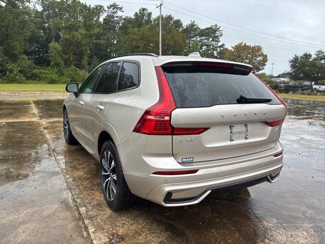 Used 2024 Volvo XC60 B5 Core w/ Climate Package AWD/4WD image 5