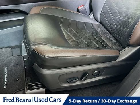 Used 2022 Nissan Pathfinder Platinum w/ Cargo Package image 22