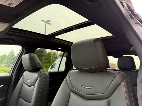 Used 2024 Cadillac XT6 Luxury FWD image 15