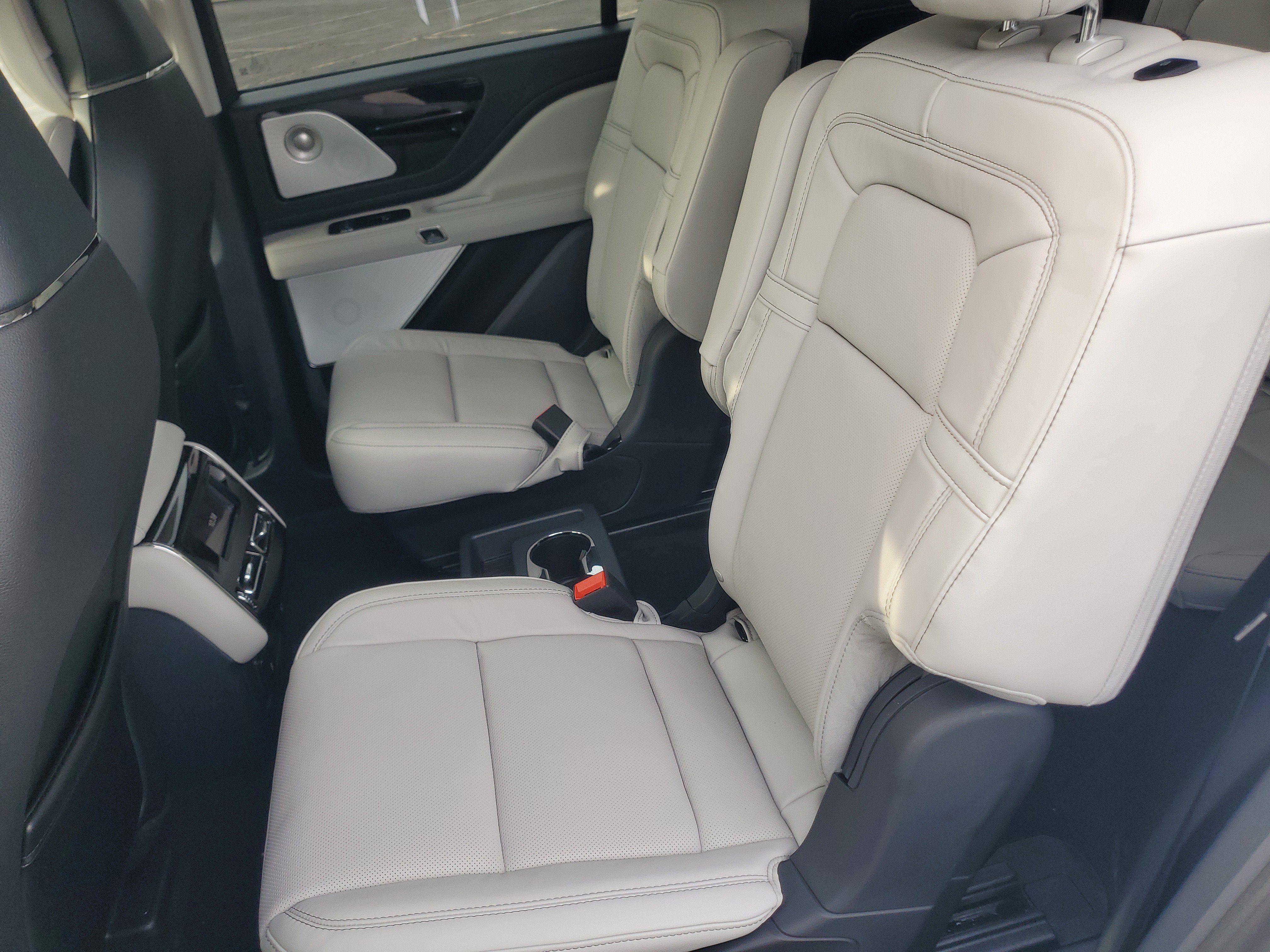 New 2027 Lincoln Aviator Reserve AWD/4WD image 27