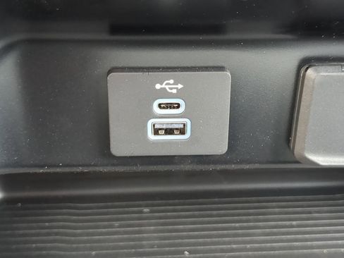 New 2025 Ford F550 2WD Regular Cab Super Duty image 18