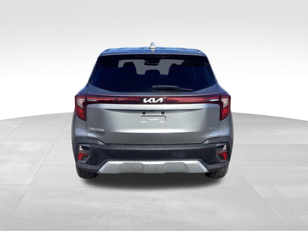 Certified 2024 Kia Seltos LX AWD/4WD image 5
