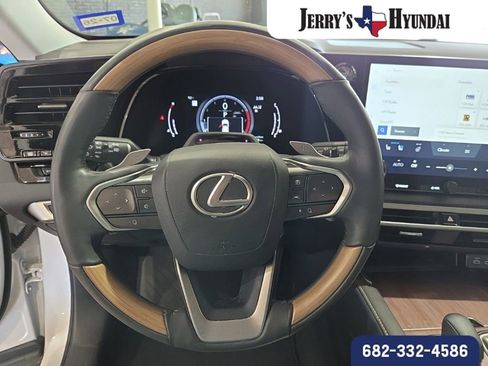 Used 2023 Lexus RX 350 FWD w/ Cold Area Package image 15
