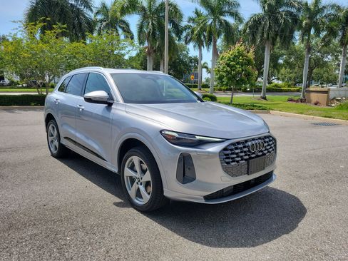 New 2026 Audi Q5 Premium AWD/4WD image 1