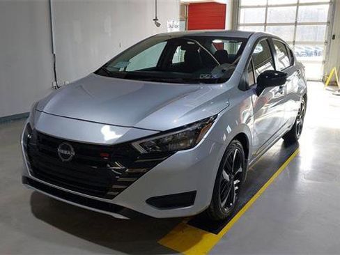 Used 2025 Nissan Versa SR w/ Trunk Package FWD image 18
