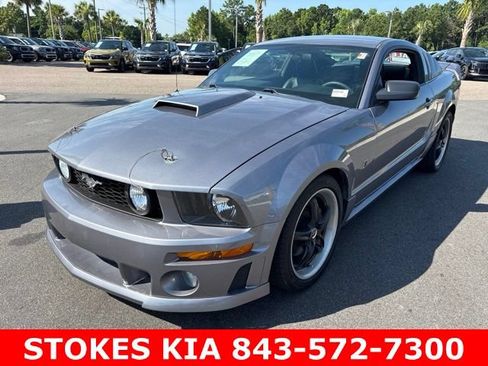 Used 2006 Ford Mustang GT Premium RWD image 1