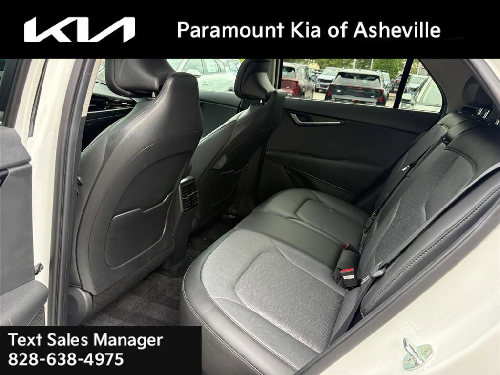Certified 2023 Kia Niro Wave FWD image 22