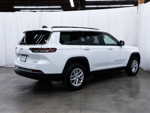 Used 2025 Jeep Grand Cherokee L Laredo w/ Trailer Tow Package AWD/4WD image 6
