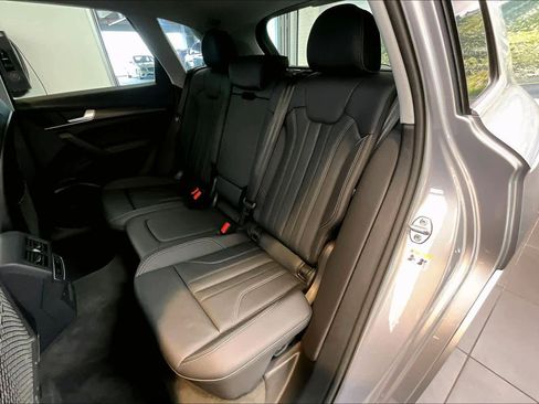 Certified 2025 Audi Q5 2.0T Premium Plus w/ Premium Plus Package image 20