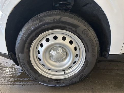 Used 2025 Ford Maverick XL image 34