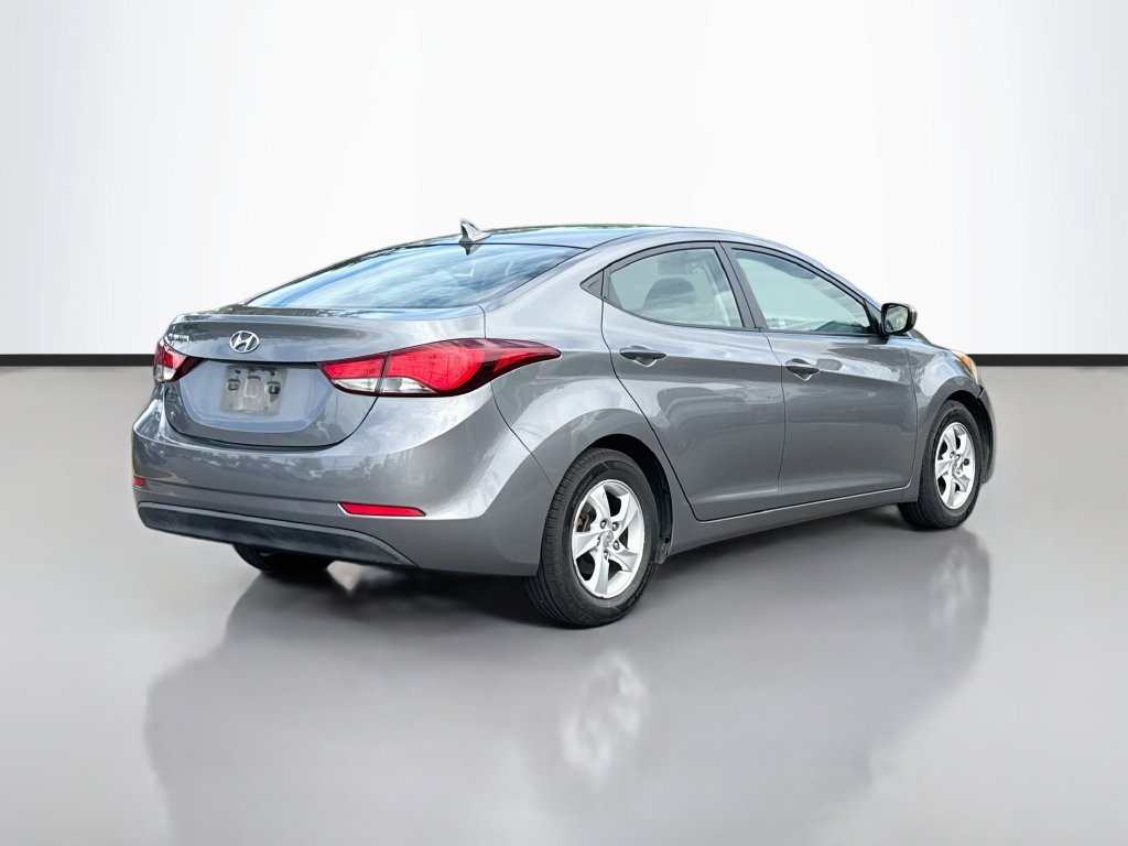 Used 2014 Hyundai Elantra SE FWD image 7
