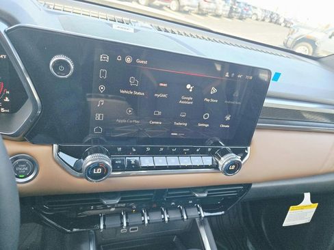 New 2026 GMC Canyon AT4 w/ Technology Plus Package AWD/4WD image 24