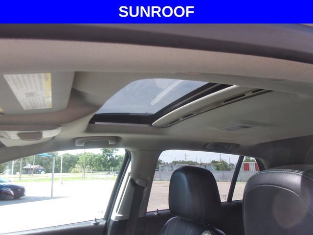 Used 2016 Chevrolet Trax LT w/ LT Sun and Sound Package AWD/4WD image 3