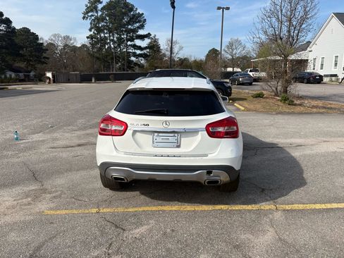 Used 2019 Mercedes-Benz GLA 250 image 4