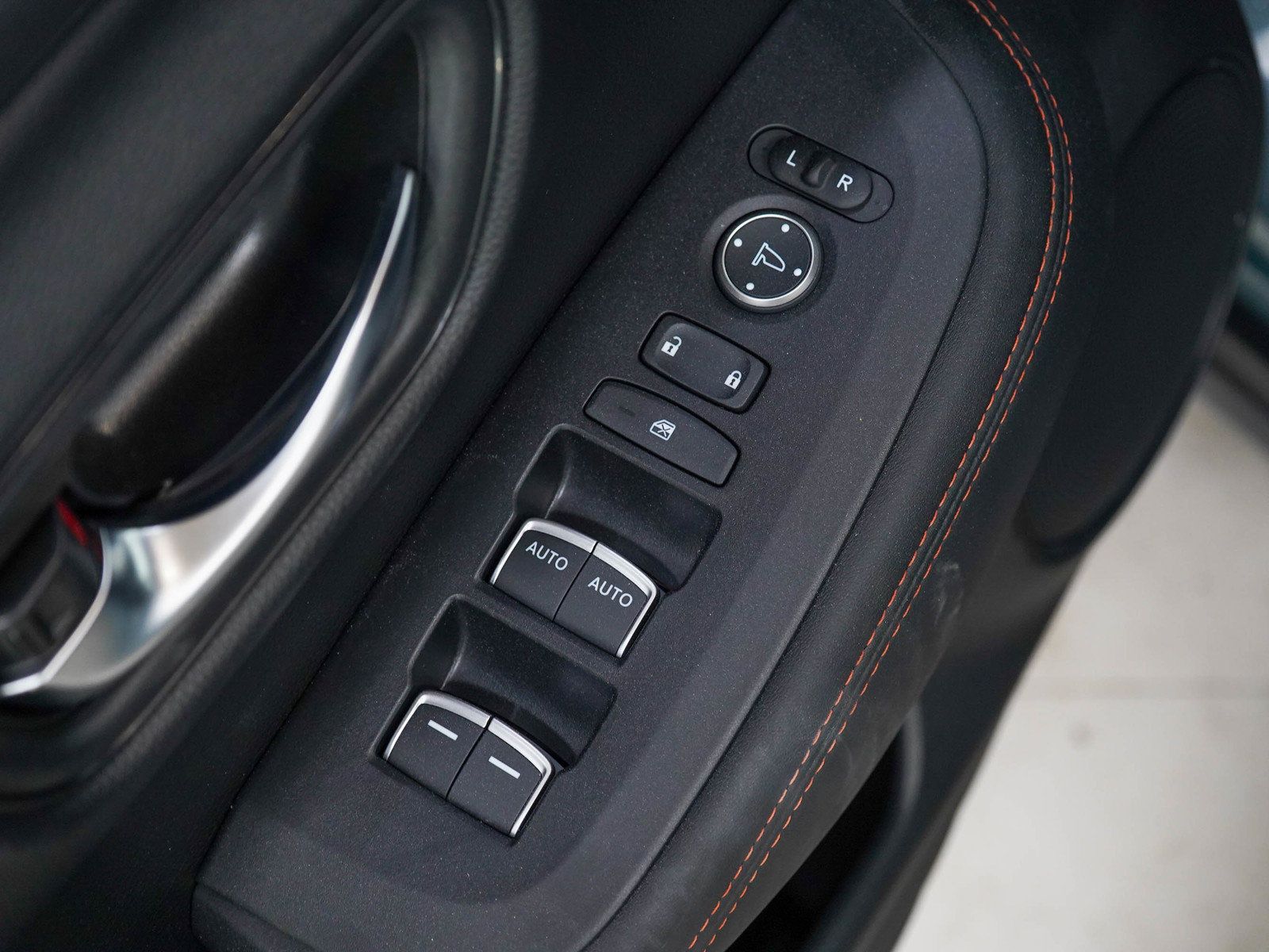 Used 2025 Honda HR-V Sport image 19